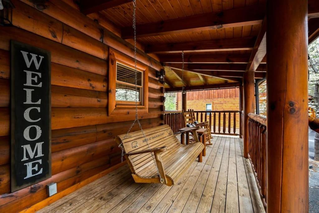 2-Bedroom Cabin With 2 Master Suites, Loft, Half-Bath And Hot Tub In A Serene Resort Setting Севьервилл Экстерьер фото